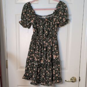 Inspired Hearts Floral Ruffle Dress/Sleeves With On Or Off Shoulder Design. Med